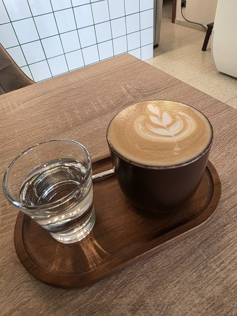 Latte art v Místní Kavárně
